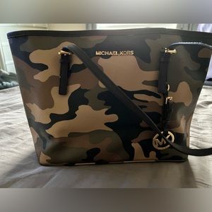 Michael Kors camo purse